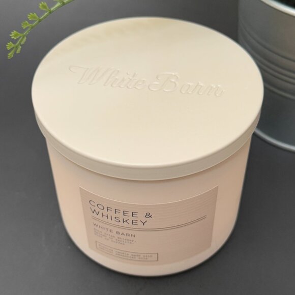 BBW Coffee & Whiskey White Barn Bath & Body Works 3 Wick Candle - Picture 4 of 10